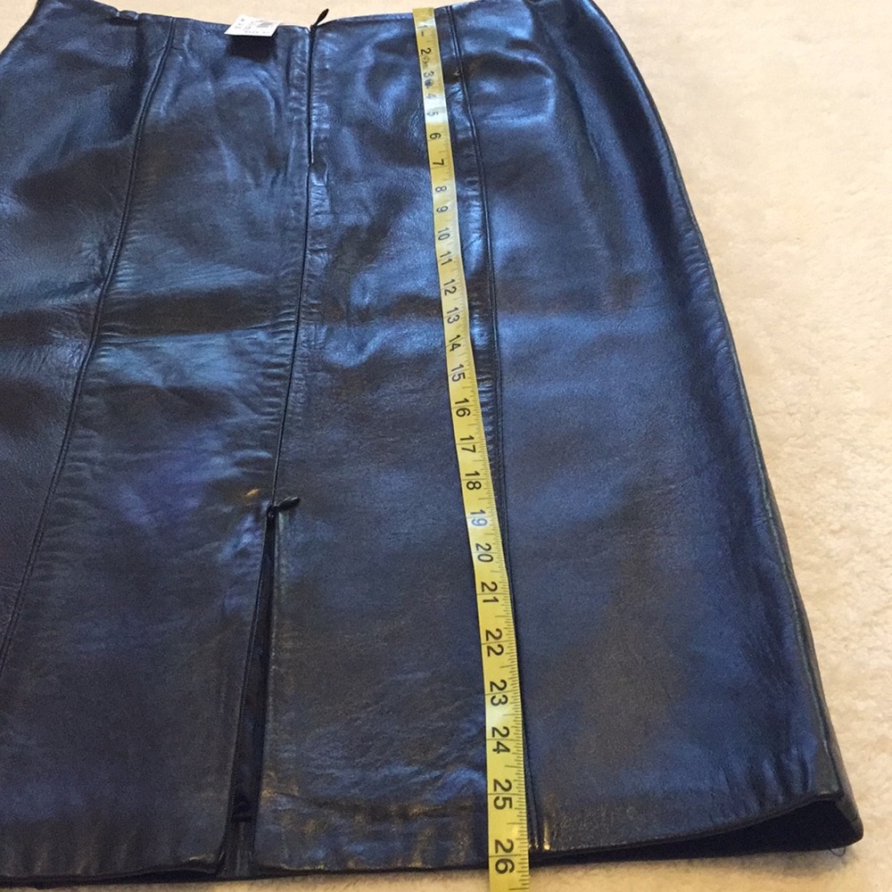 Black genuine leather skirt - Picture 5 of 8